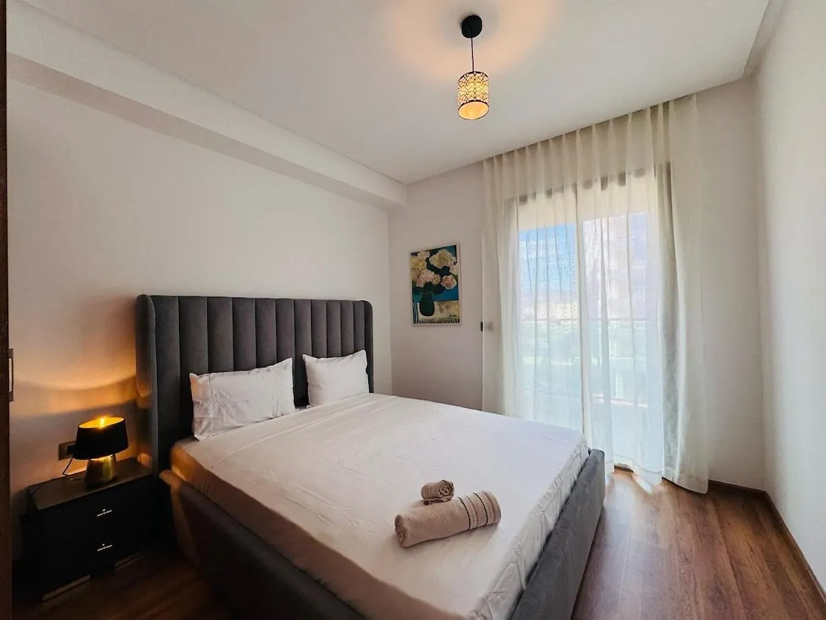 Apartment Luxury Prestigia Close To Champs De Course Parc Fes